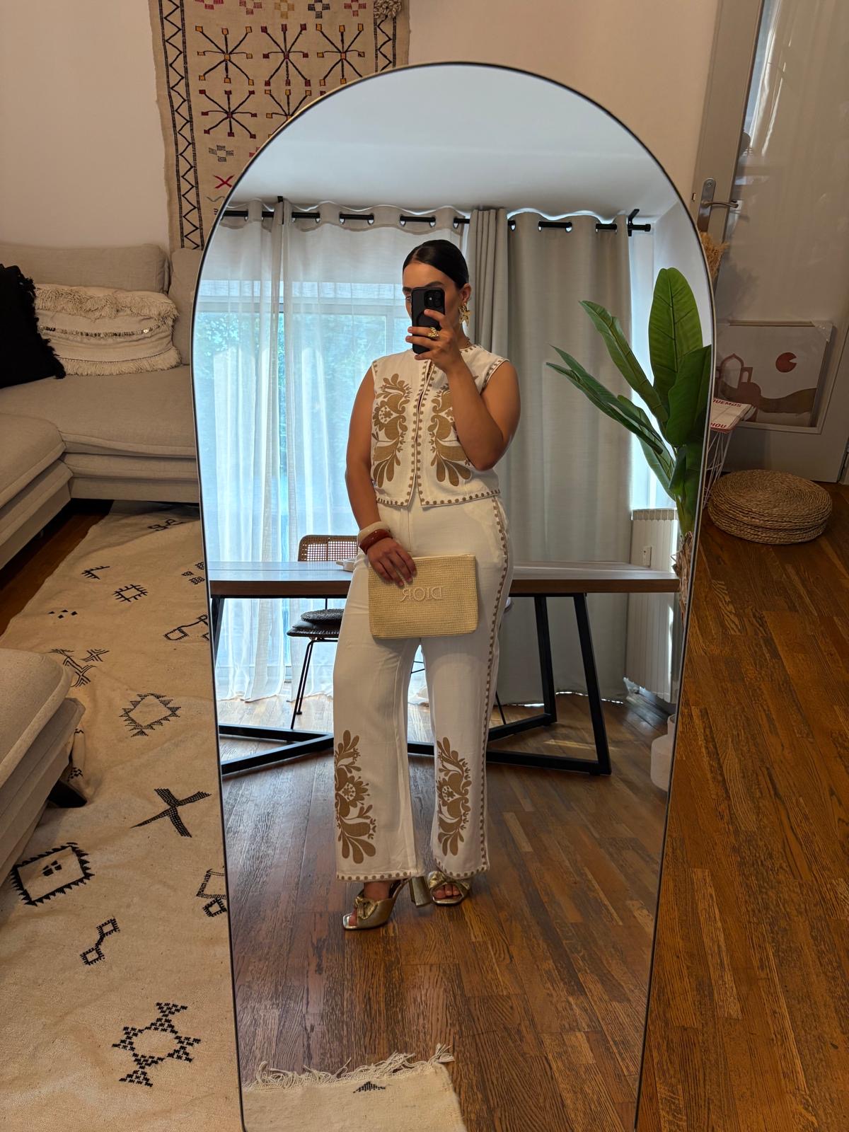 Ensemble Bohème Chic - Gilet et Pantalon Brodés