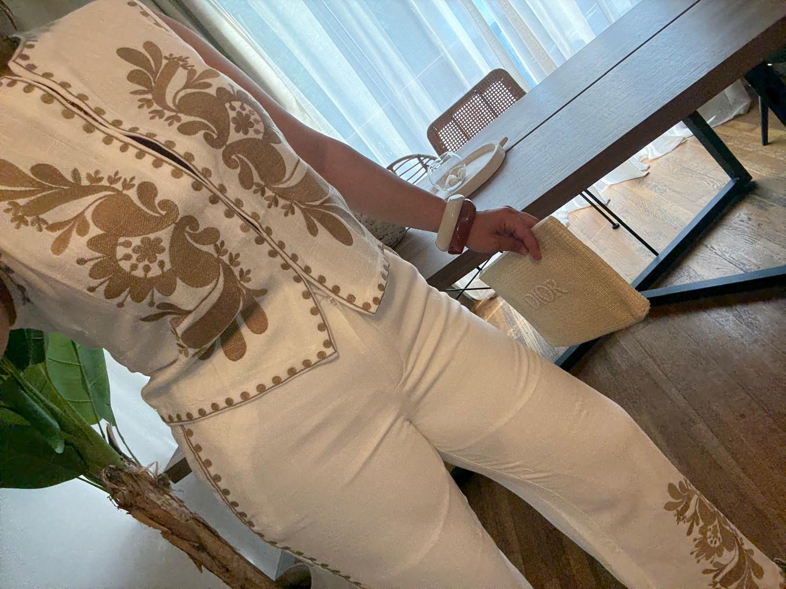 Ensemble Bohème Chic - Gilet et Pantalon Brodés