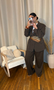 Pantalon à pince chocolat - style ample et élégant pour l'automne