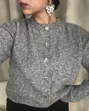 Gilet gris tout doux - Cardigan élégant avec détails argentés