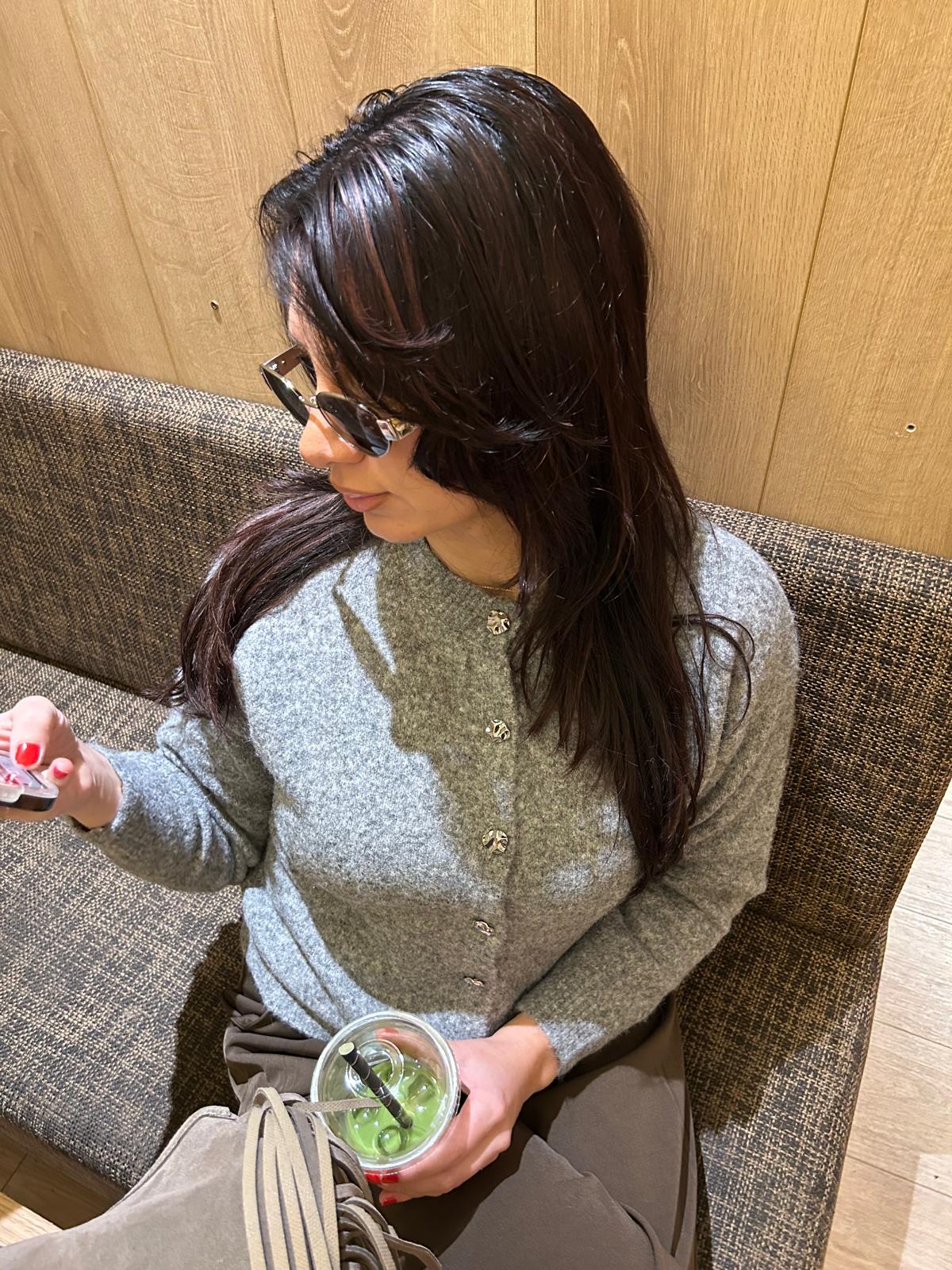 Gilet gris tout doux - Cardigan élégant avec détails argentés