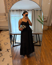 Robe Noire en Lin à Bretelles Nouées – Longueur Midi